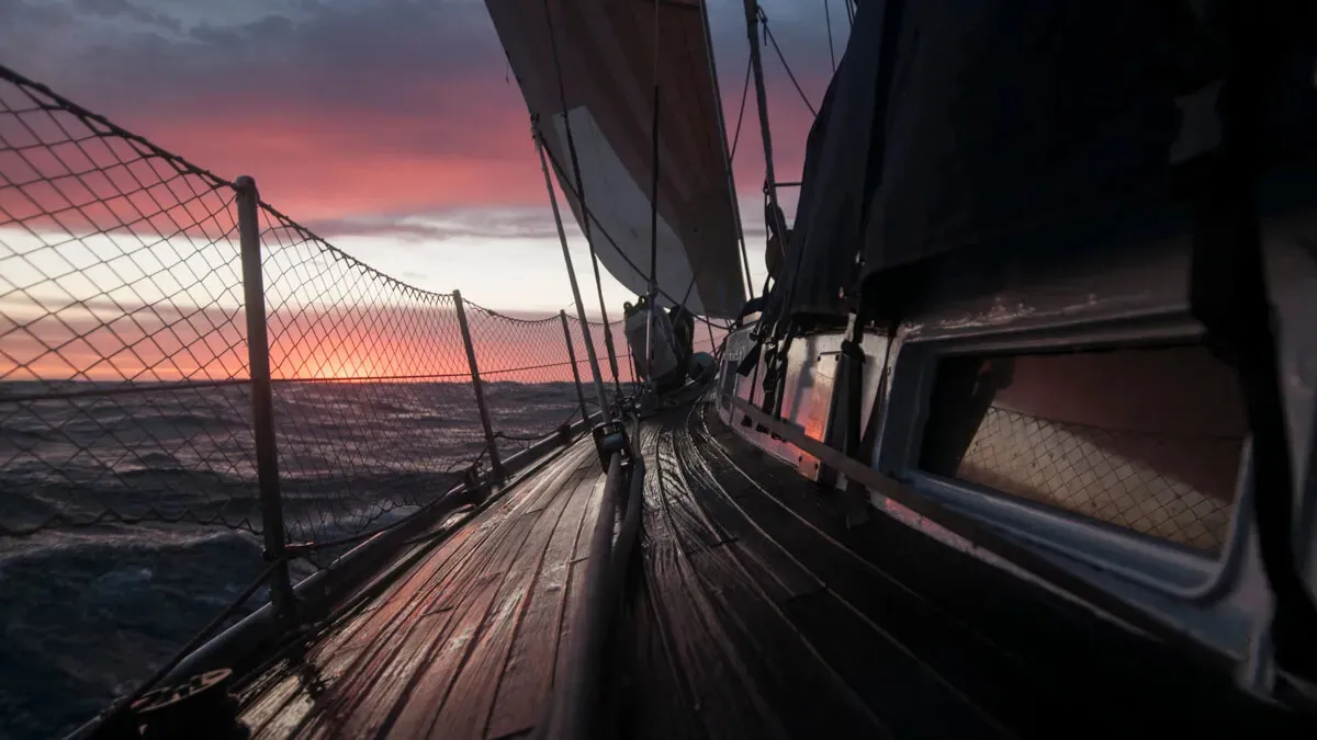 Navegando en velero desde Galápagos